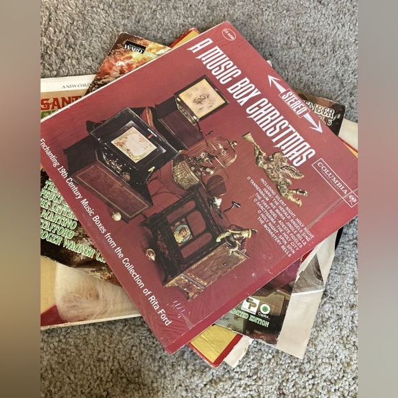 Vintage Christmas Vinyl ￼Record Bundle Of 5 - Picture 11 of 11